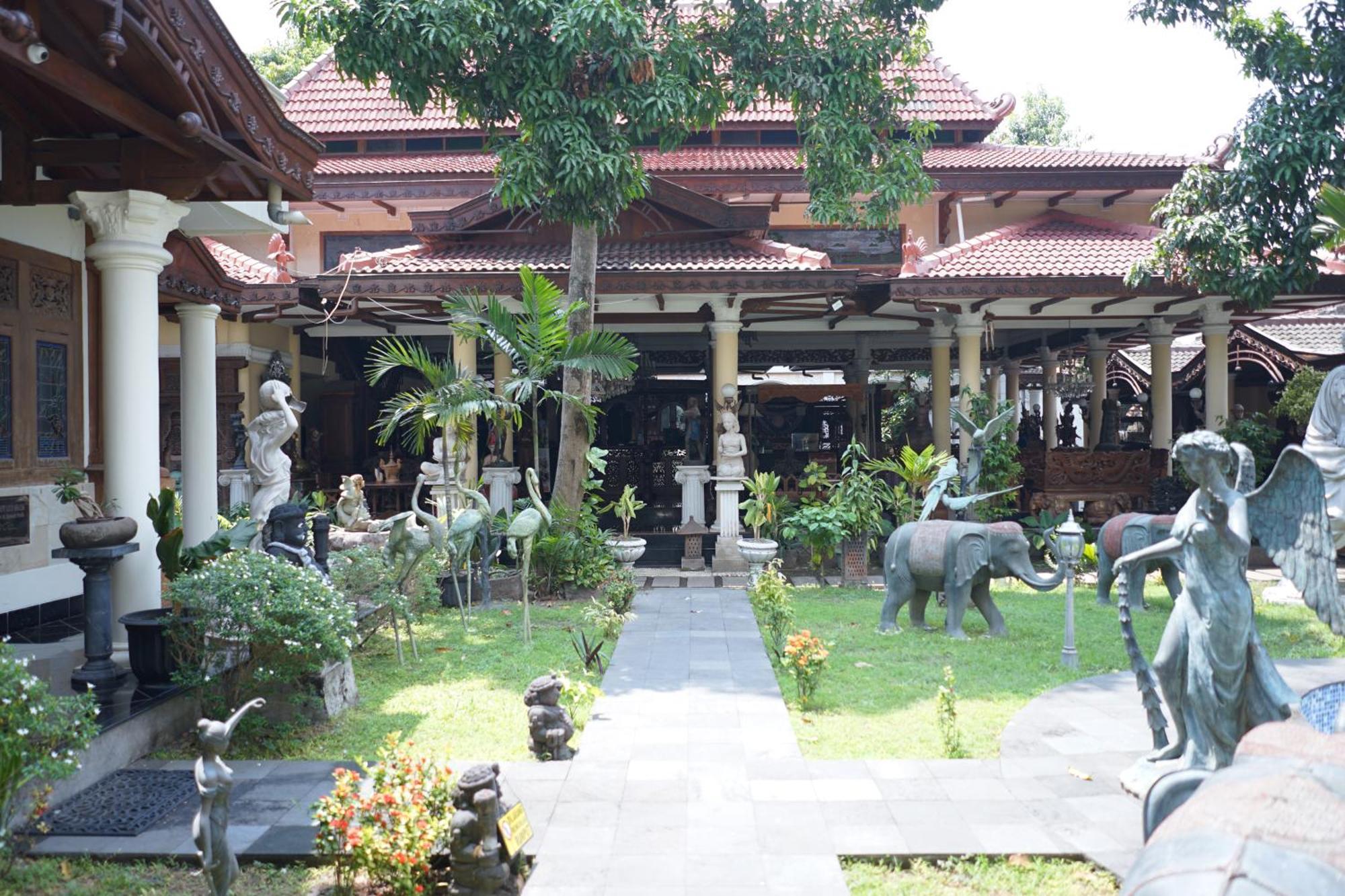 Rumah Pesik Art & Heritage Hotel Gondowulung Zewnętrze zdjęcie
