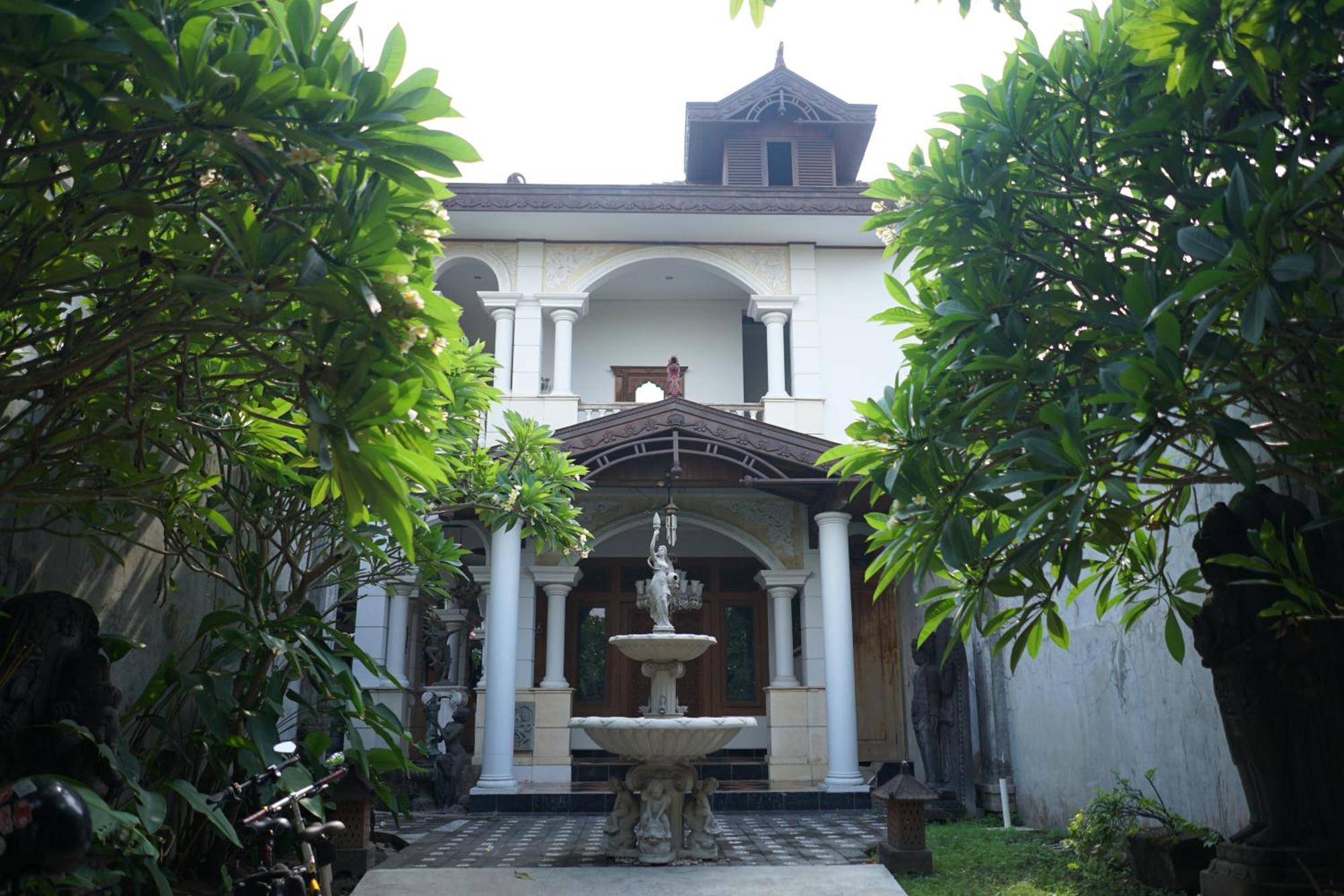 Rumah Pesik Art & Heritage Hotel Gondowulung Zewnętrze zdjęcie